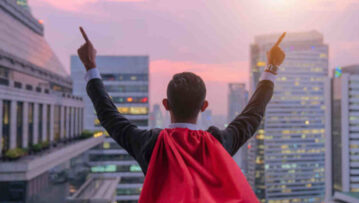 superhero businessman looking at city skyline at sunset. the concept of success, leadership and victory in business. (superhero businessman looking at city skyline at sunset. the concept of success, leadership and victory in business., ASCII, 117 comp